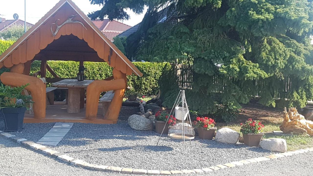 Ferienwohnung - Chayenne Apartment Mit 2 Schlafzimmern Klinga Exteriör bild